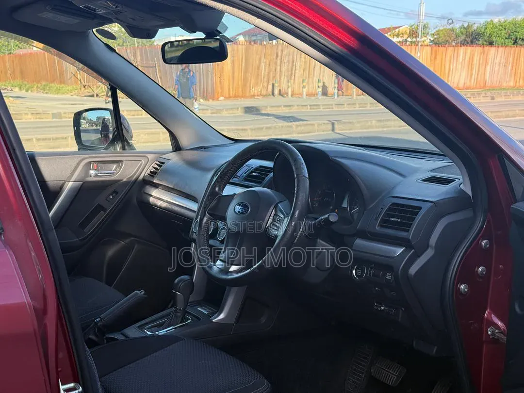 Subaru Forester 2014 Red