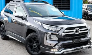 Toyota RAV4 2021
