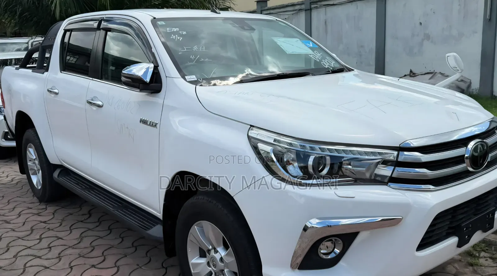Toyota Hilux 2018 White