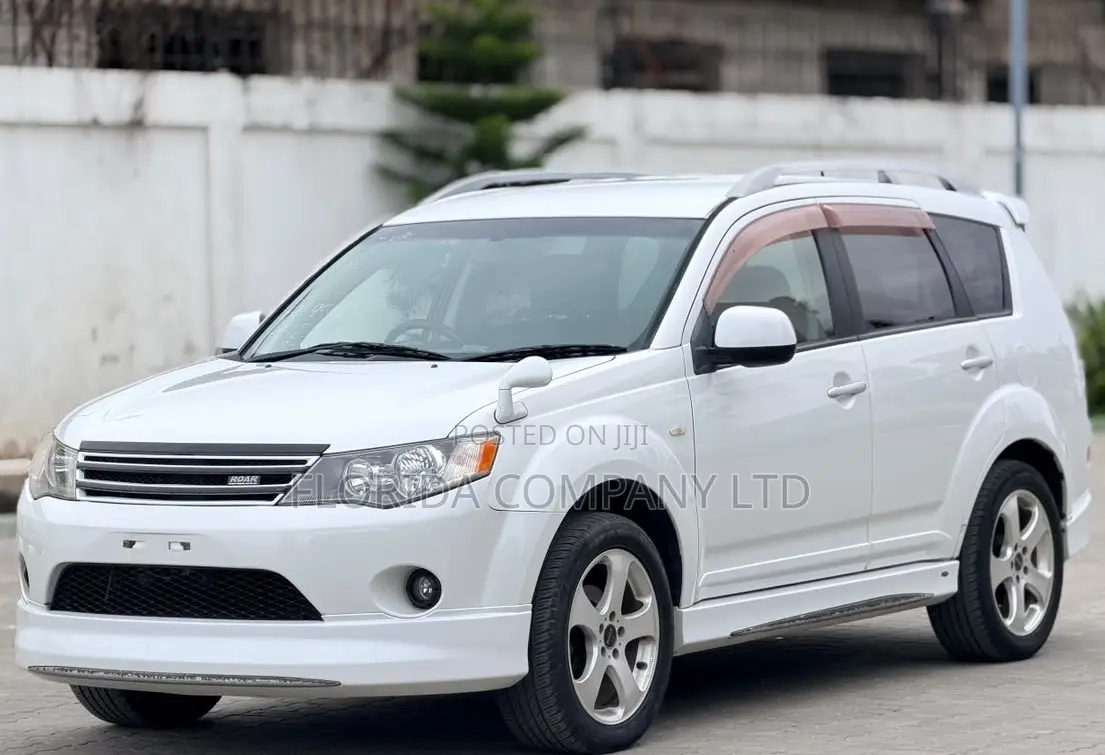 Mitsubishi Outlander 2006 White