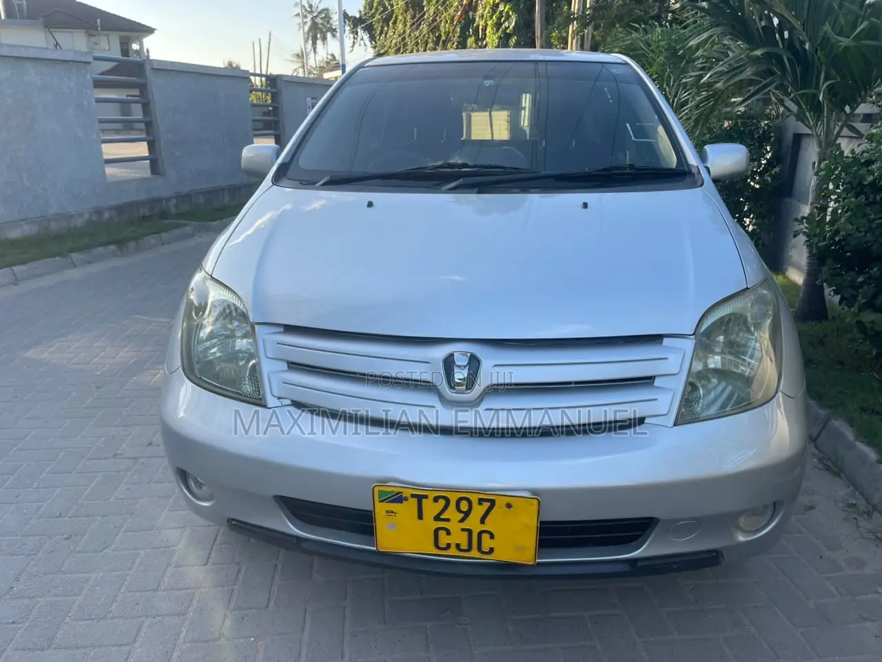 Toyota IST 2005 Silver