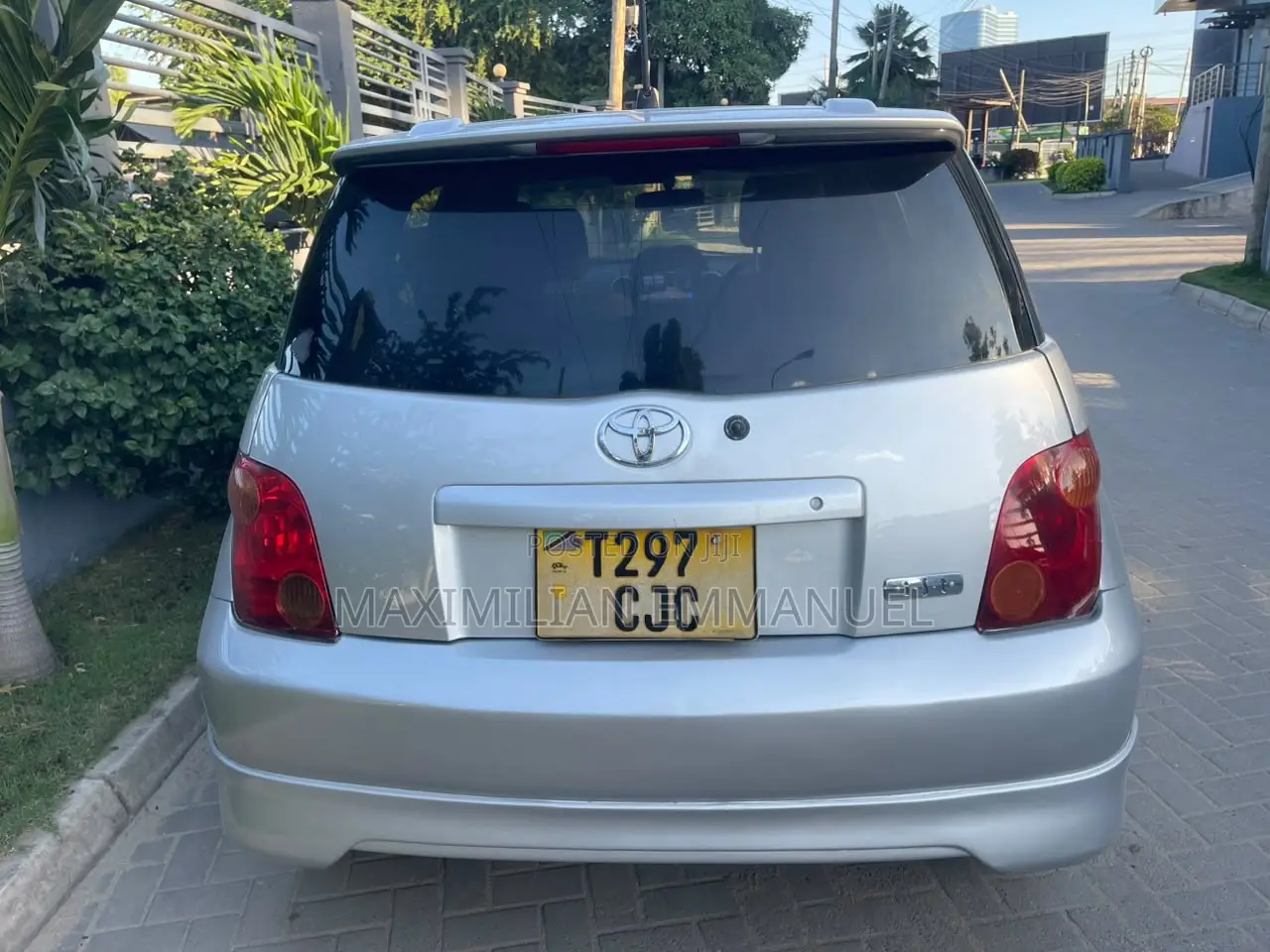 Toyota IST 2005 Silver