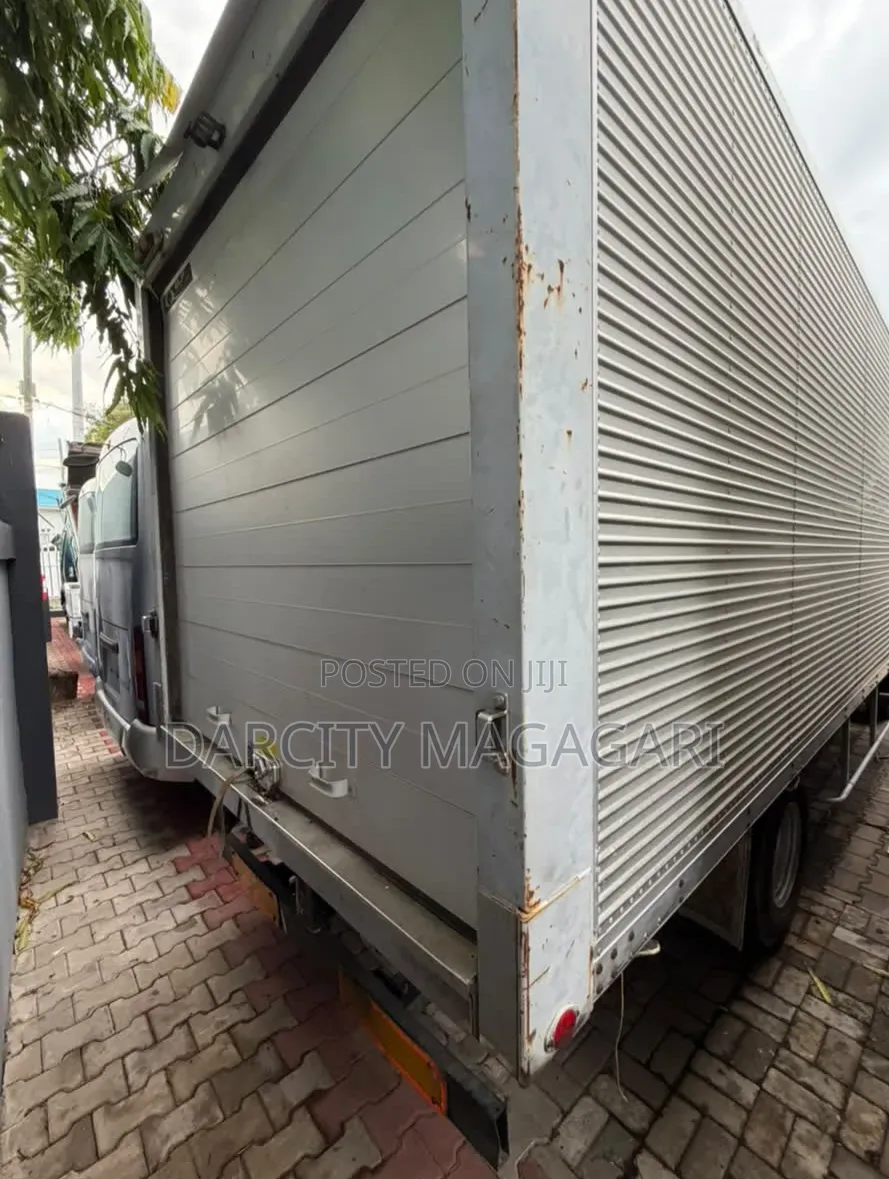 Mmitsubishi Canter 3.5 Tonne