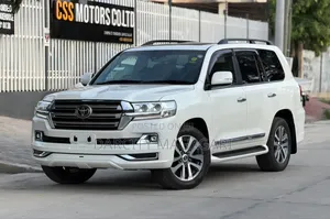 Toyota Land Cruiser 2016 White