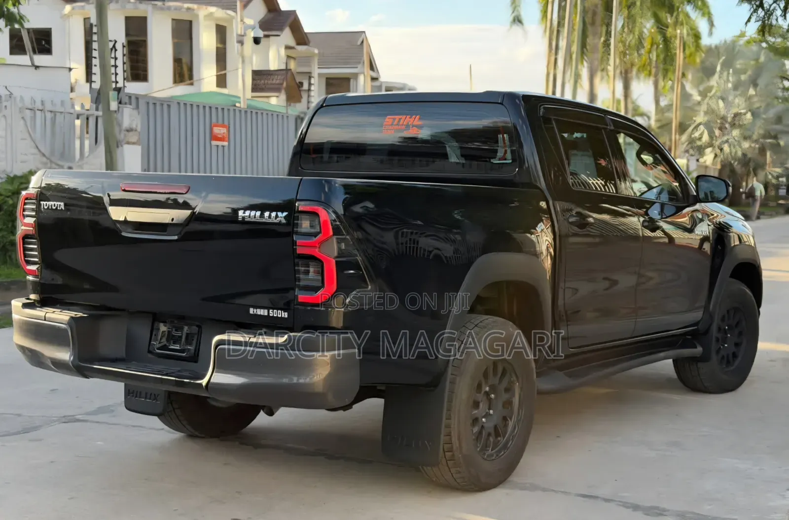 Toyota Hilux 2019 Black