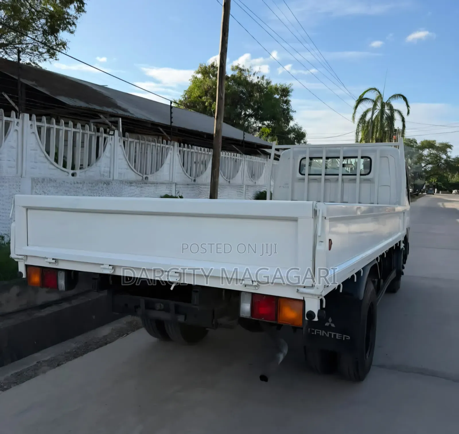 3.5 Tonne Mitsubishi Canter