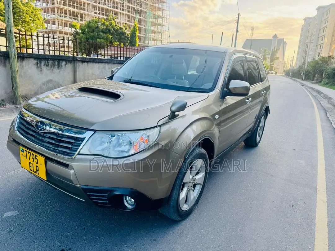 Subaru Forester 2009 Gold