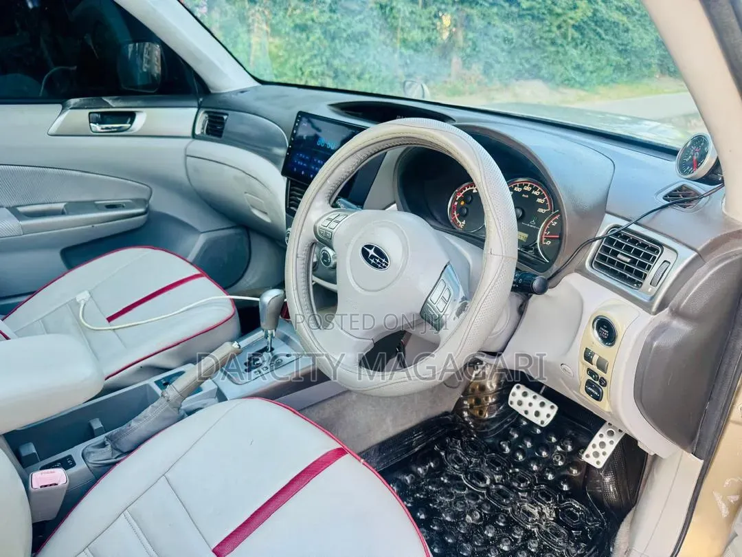 Subaru Forester 2009 Gold