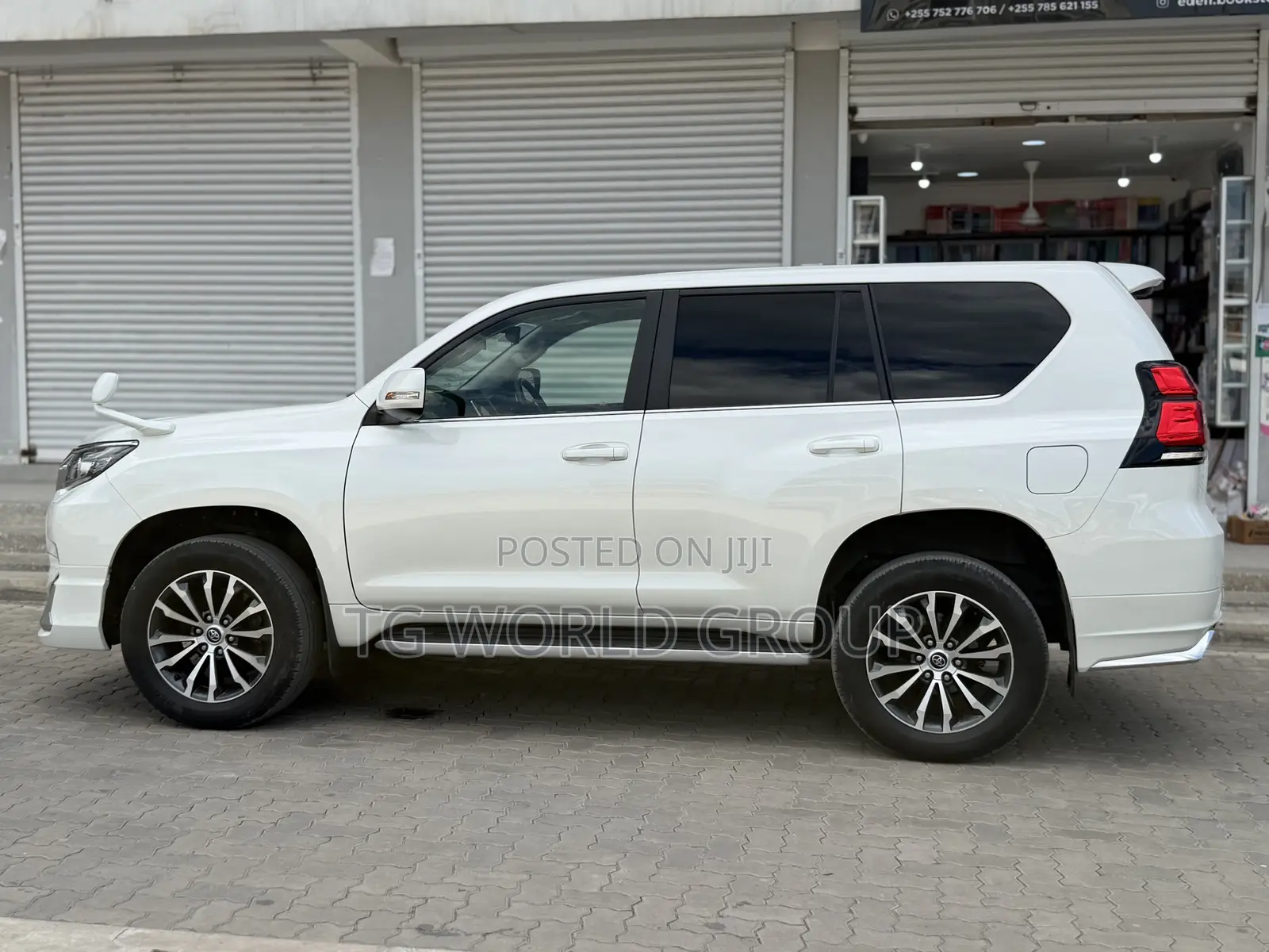Toyota Land Cruiser Prado 2.8 2021 White