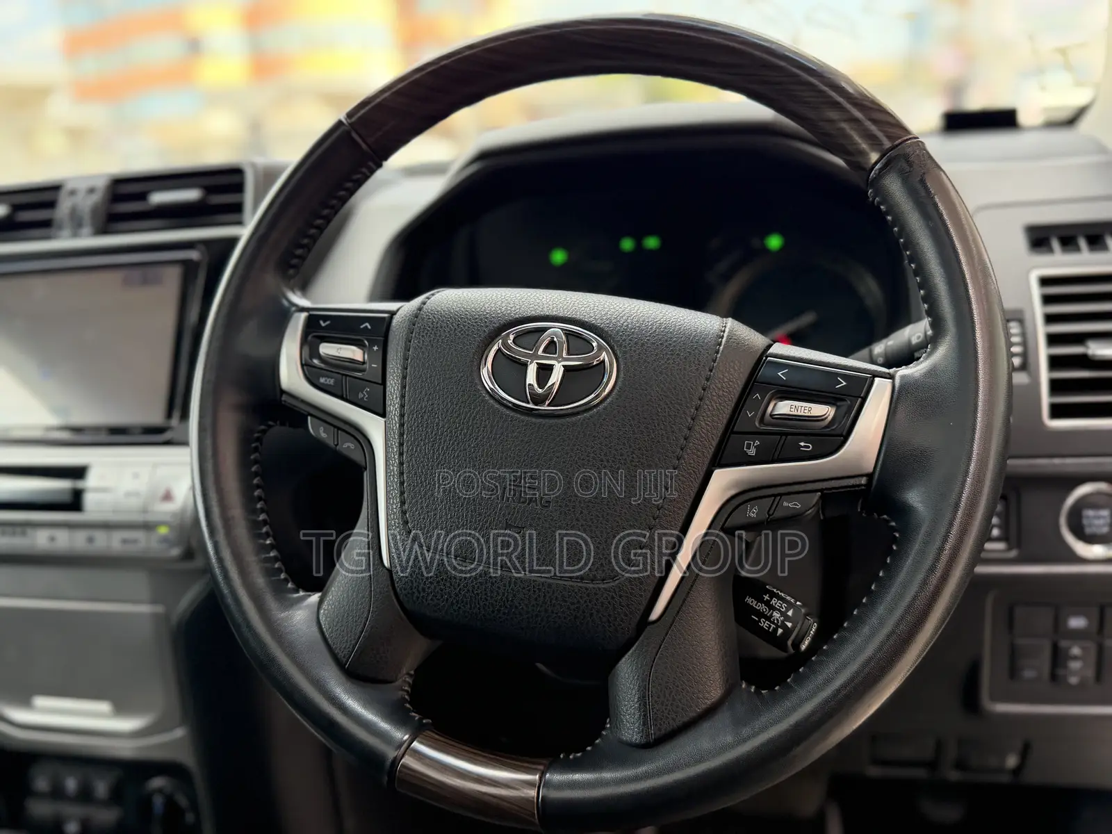 Toyota Land Cruiser Prado 2.8 2021 White