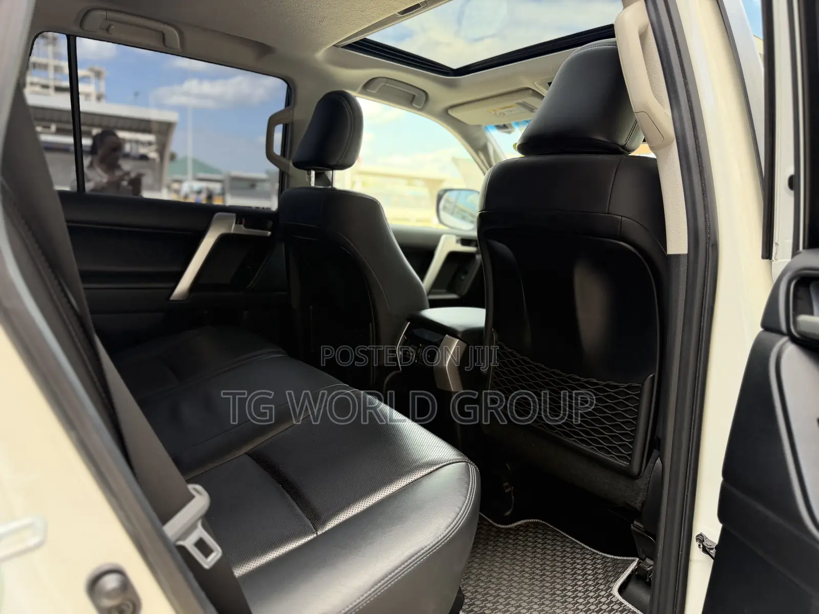 Toyota Land Cruiser Prado 2.8 2021 White
