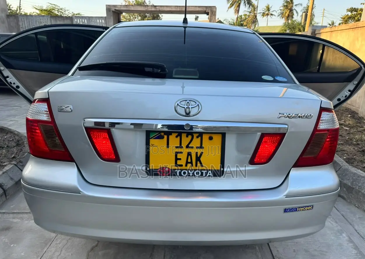 Toyota Premio 2004 Silver