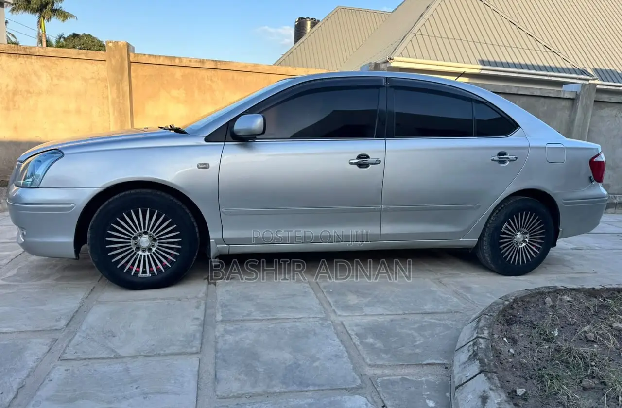 Toyota Premio 2004 Silver
