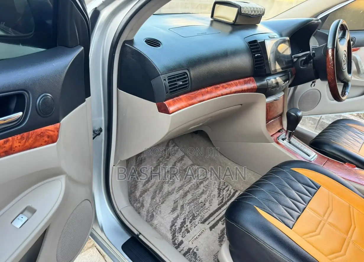 Toyota Premio 2004 Silver