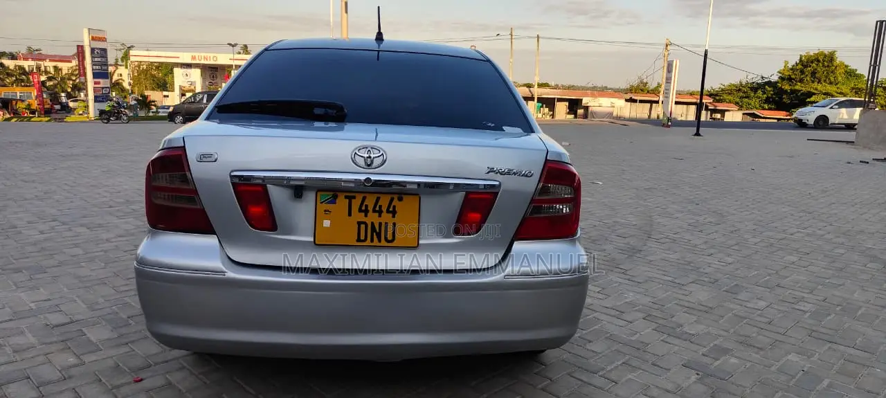 Toyota Premio 2005 Silver