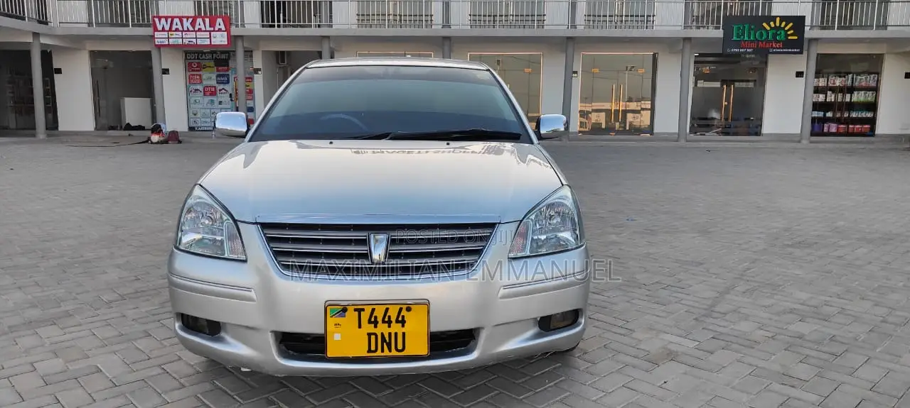 Toyota Premio 2005 Silver