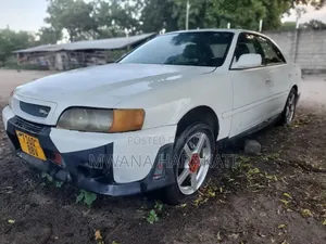 Toyota Cresta 1998 White