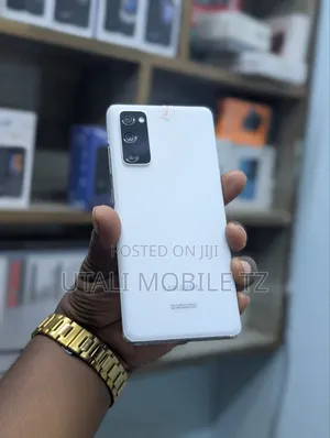 Samsung Galaxy S20 FE 128 GB White