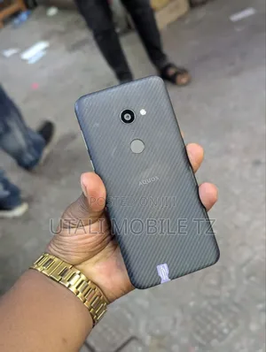 Sharp Aquos Zero 128 GB Black