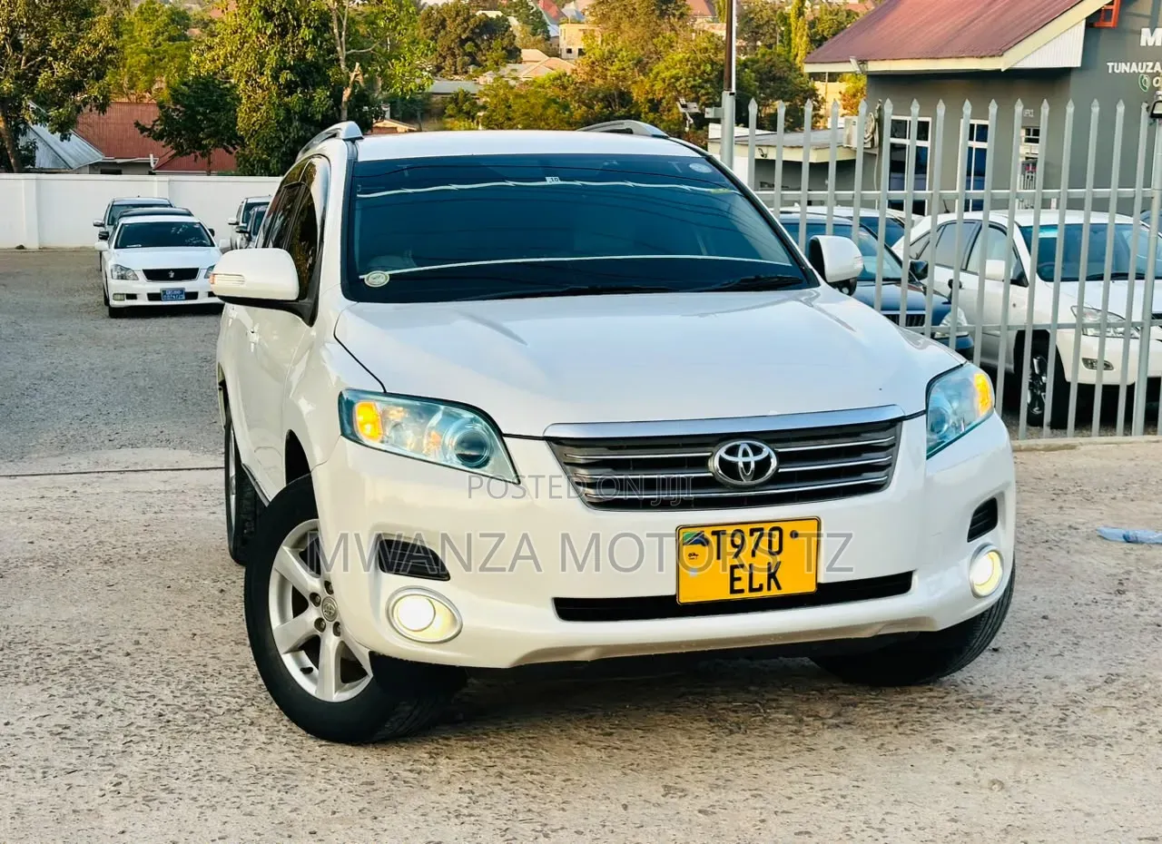 Toyota Vanguard 2010 Pearl