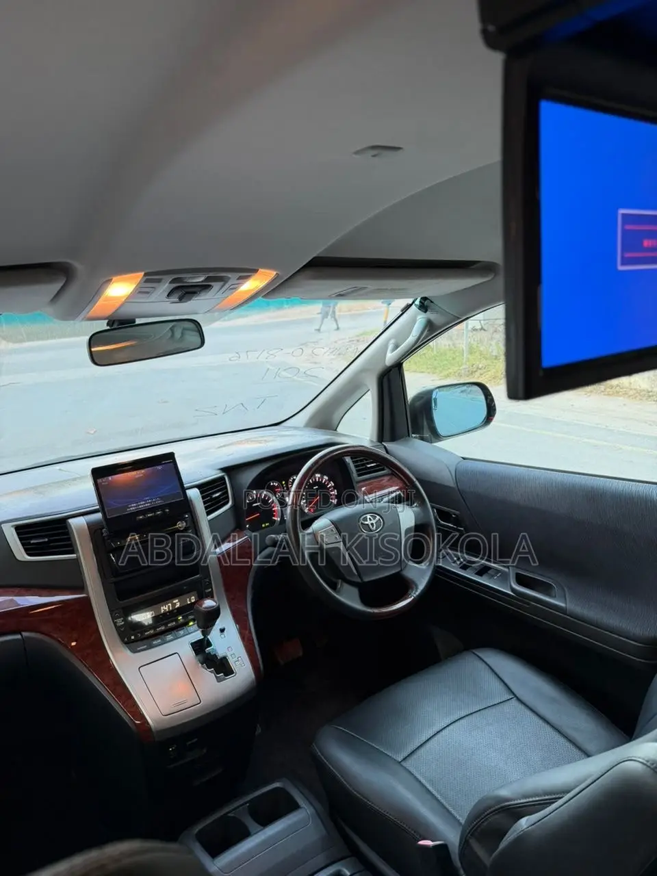 Toyota Alphard 2.4 Petrol FWD 2011 Black