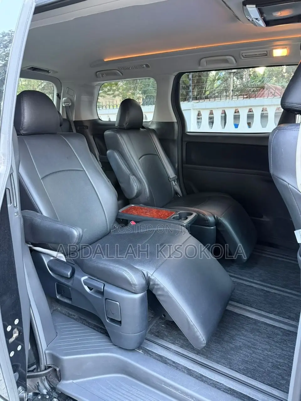 Toyota Alphard 2.4 Petrol FWD 2011 Black
