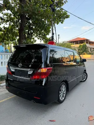 Toyota Alphard 2.4 Petrol FWD 2011 Black