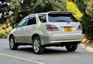 Toyota Harrier 2002 Silver