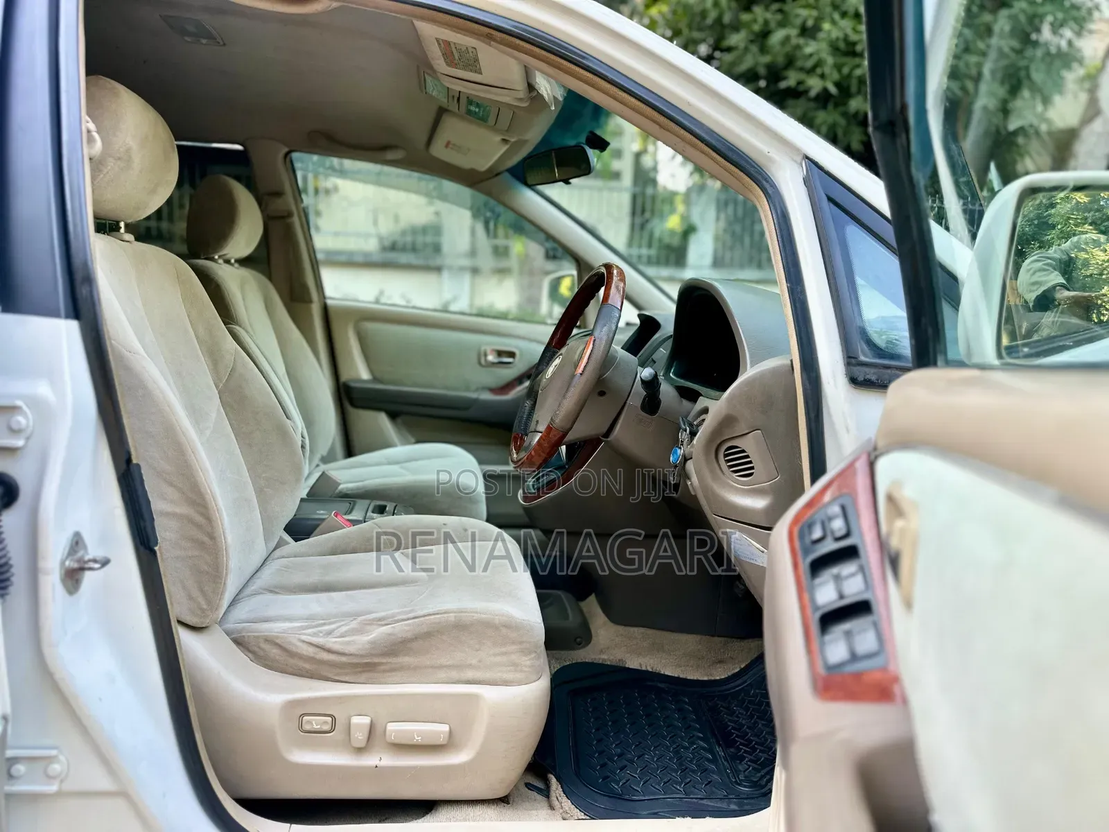 Toyota Harrier 2002 Silver