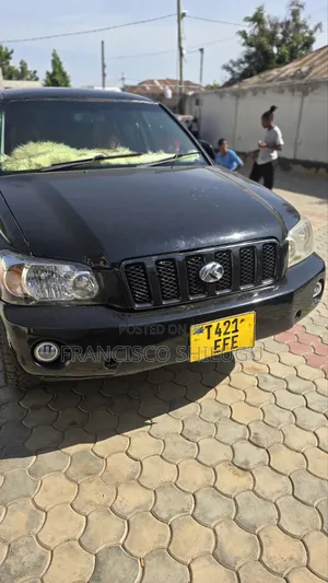 Toyota Kluger 2002 Black