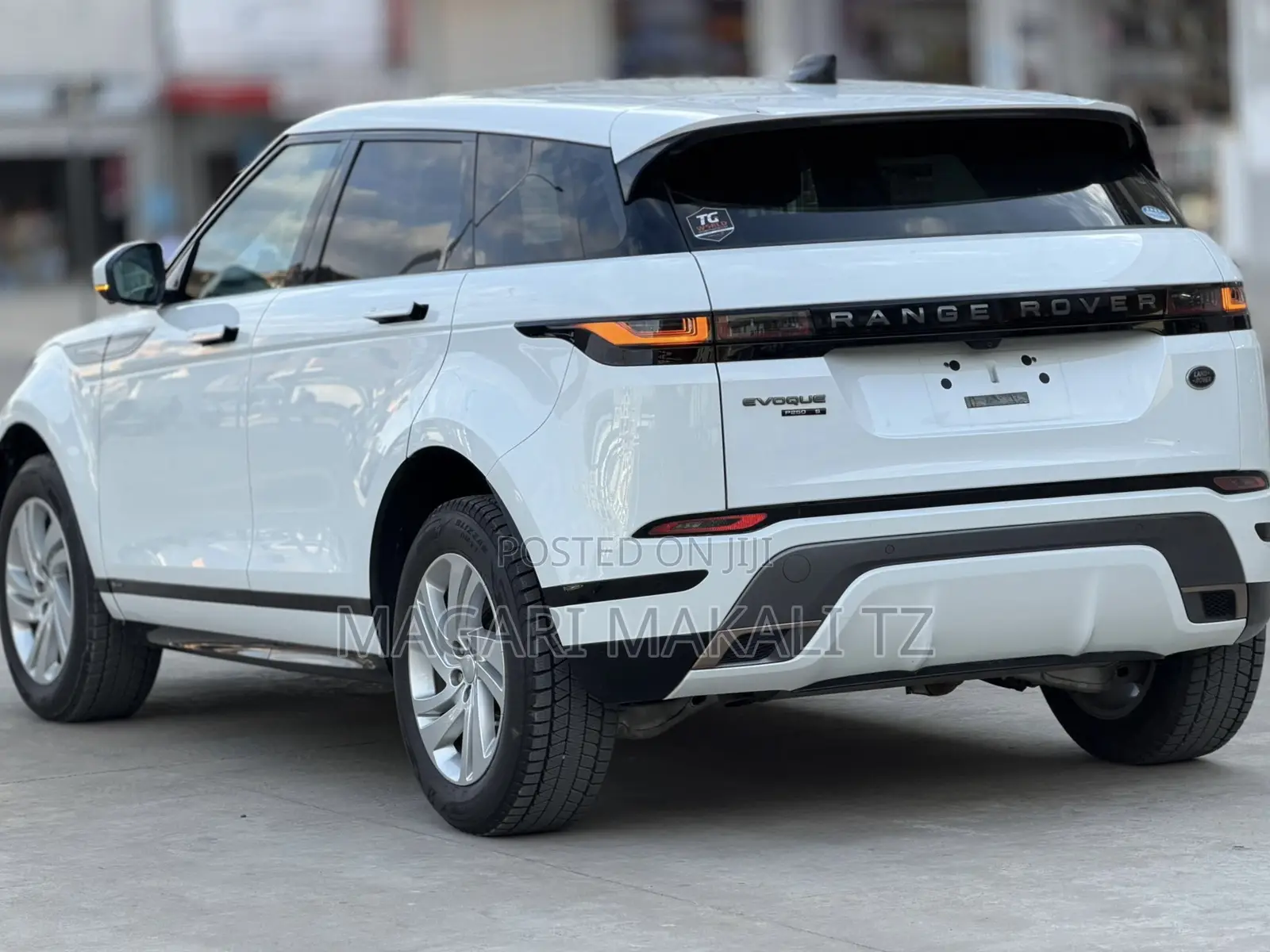 Land Rover Range Rover Evoque R-Dynamic S AWD 2020 White