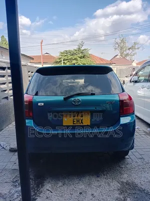 Toyota Corolla RunX 2005