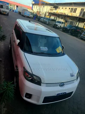 Toyota Corolla Rumion 2009 White