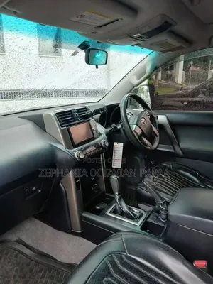 Toyota Corolla Rumion 2009 White