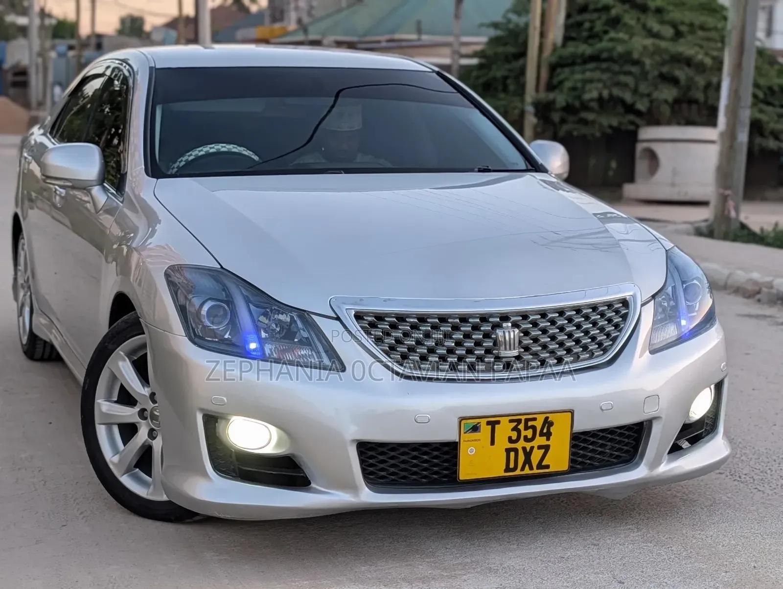Toyota Crown 2009 Silver