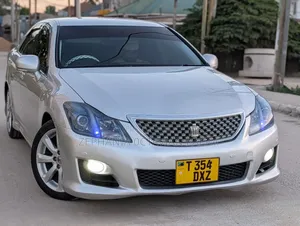 Toyota Crown 2009 Silver