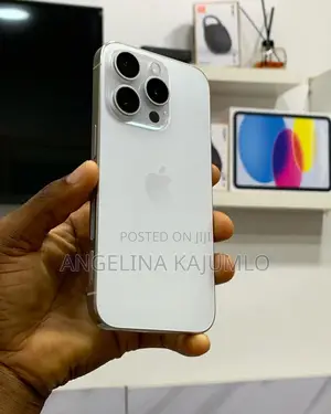 Apple iPhone 15 Pro Max 256 GB White