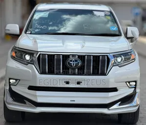Toyota Land Cruiser Prado 2022 White