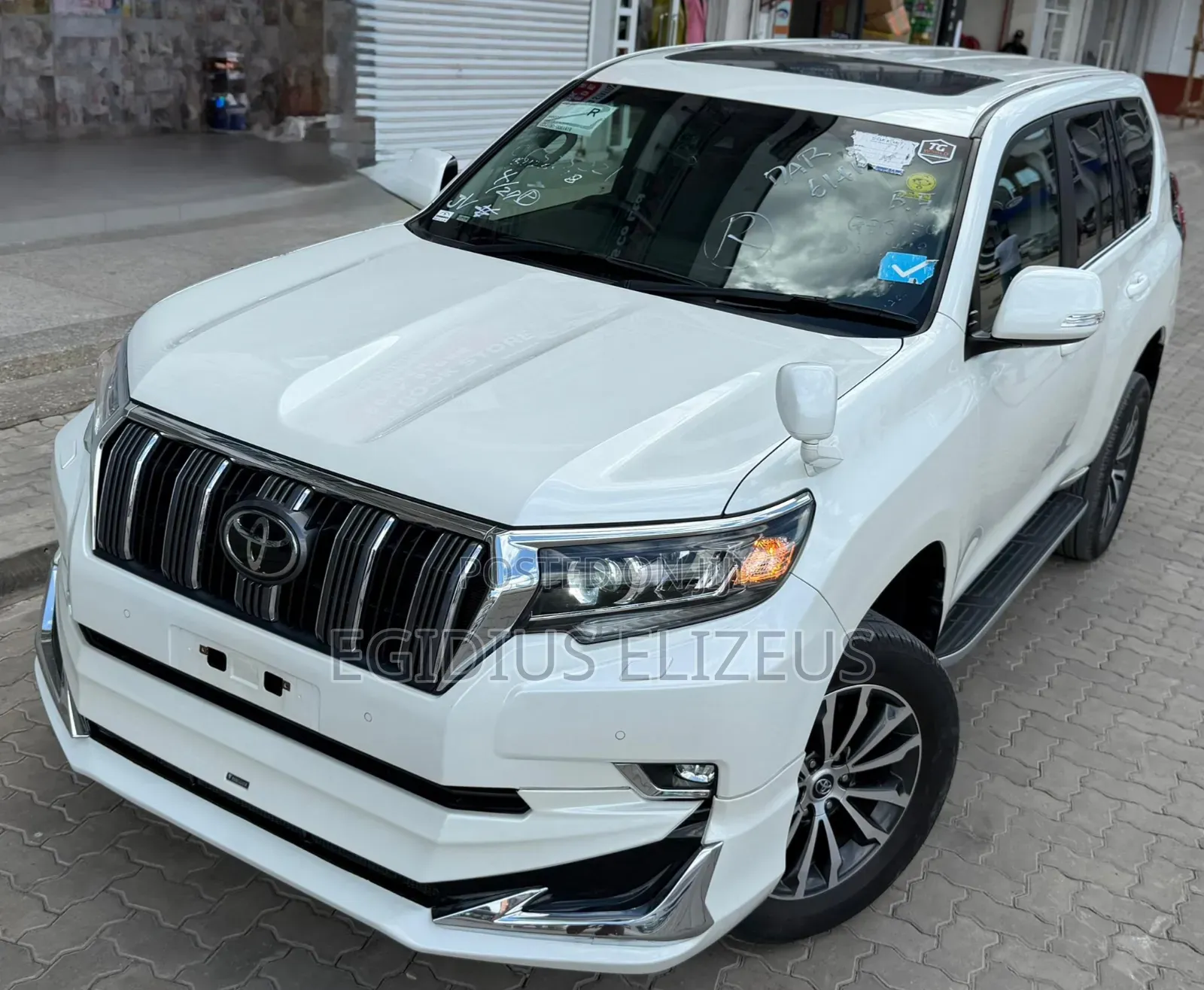 Toyota Land Cruiser Prado 2022 White