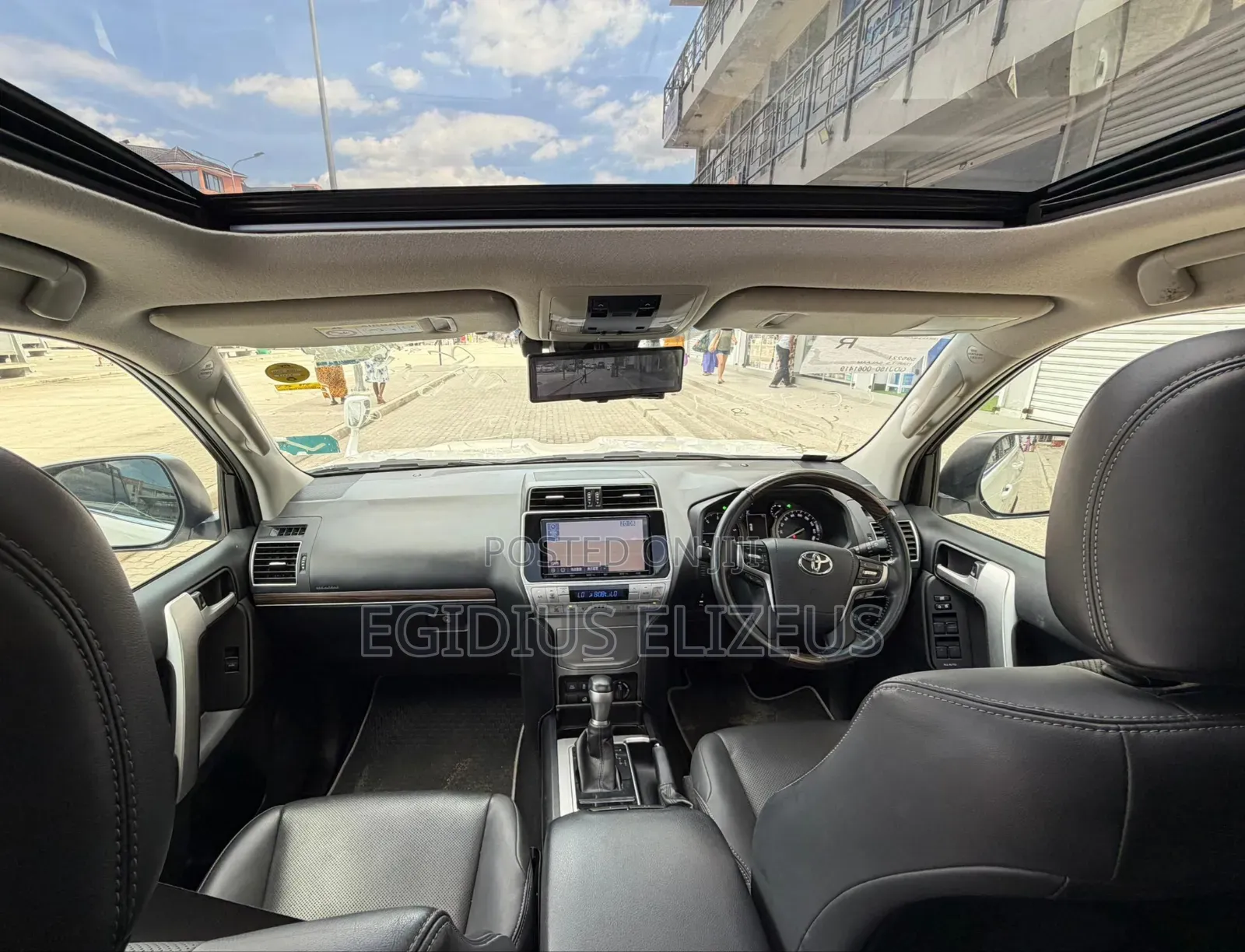Toyota Land Cruiser Prado 2022 White