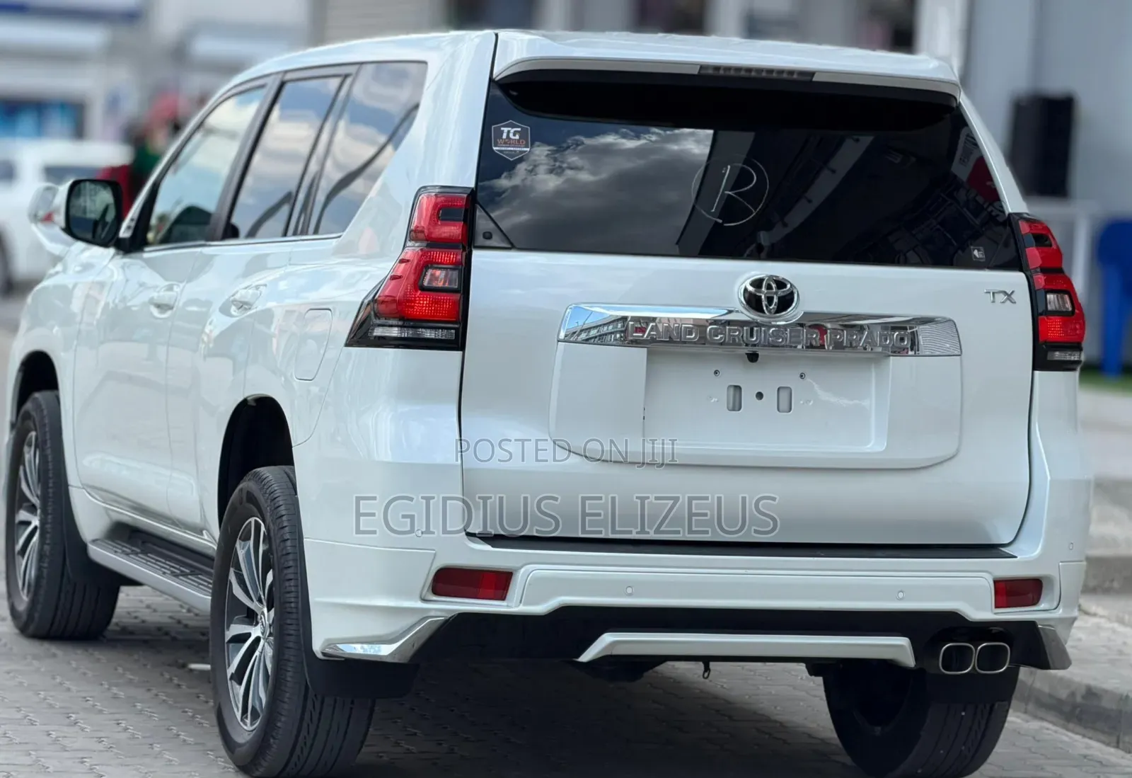 Toyota Land Cruiser Prado 2022 White
