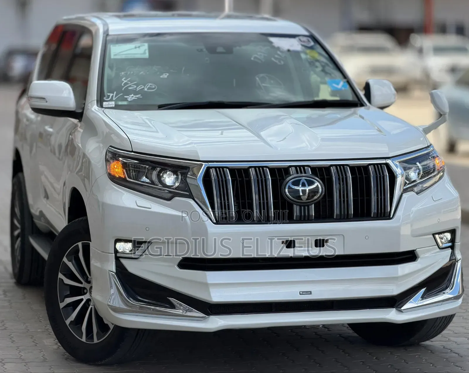 Toyota Land Cruiser Prado 2022 White