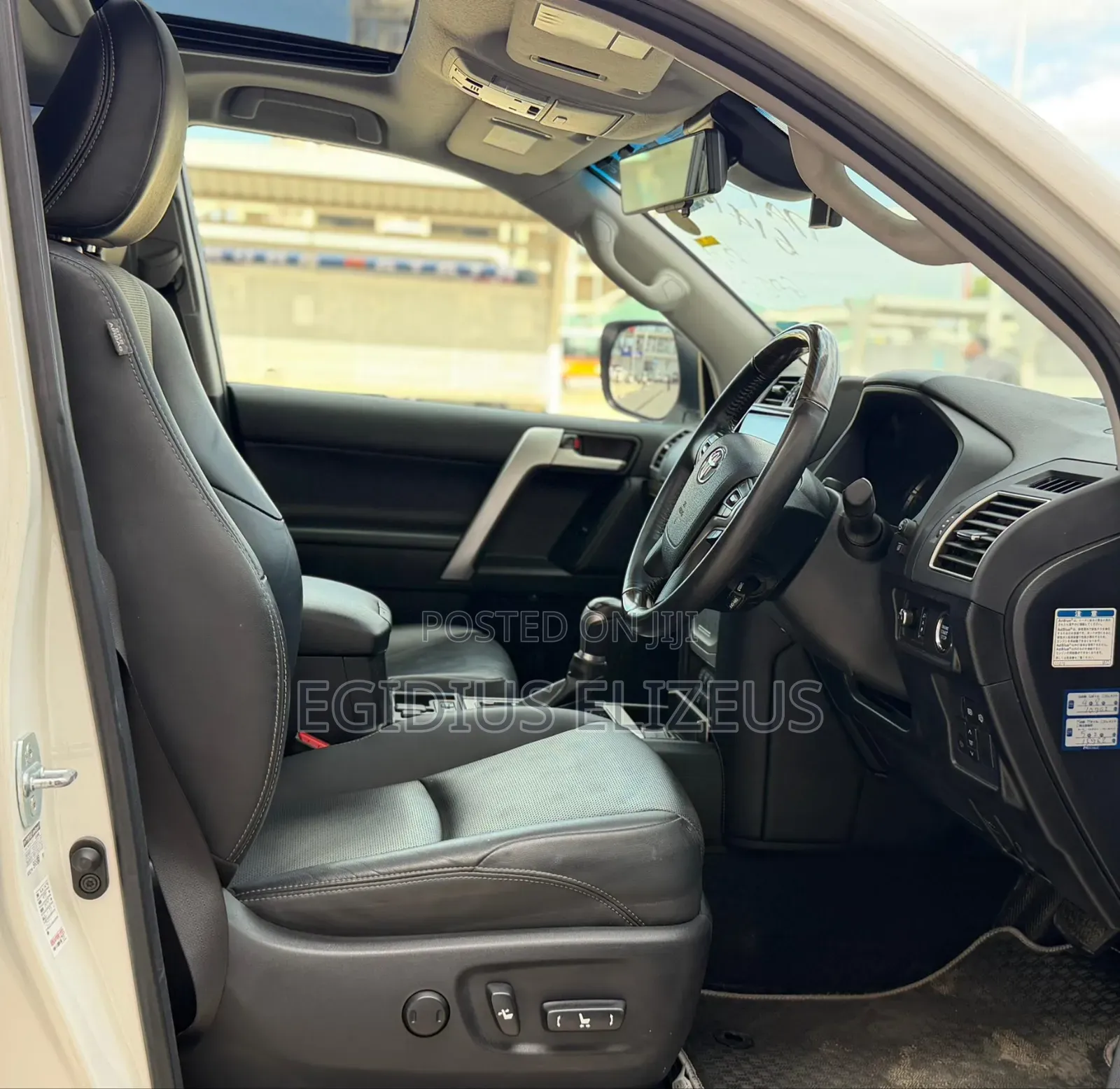 Toyota Land Cruiser Prado 2022 White
