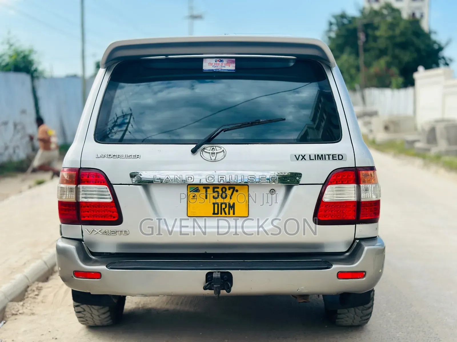 Toyota Land Cruiser 2005 Silver