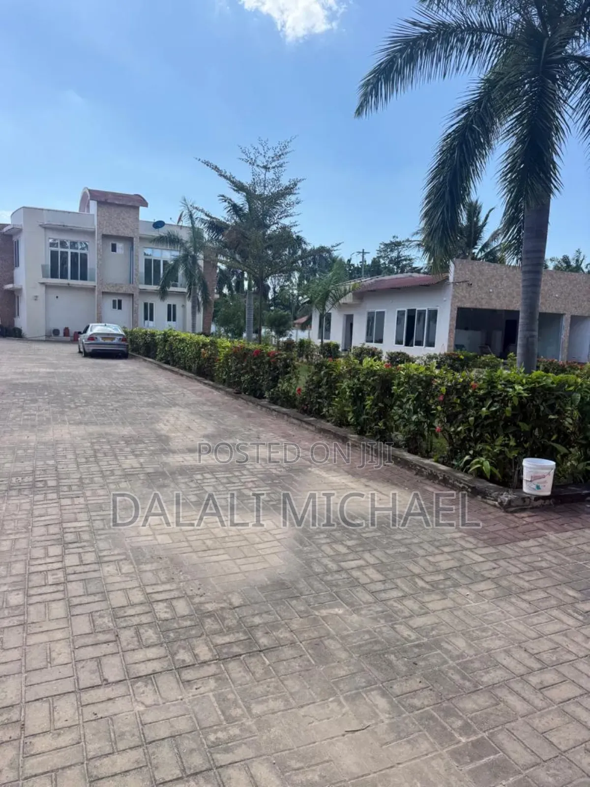 Furnished 4bdrm Villa in Mbezibeach for rent