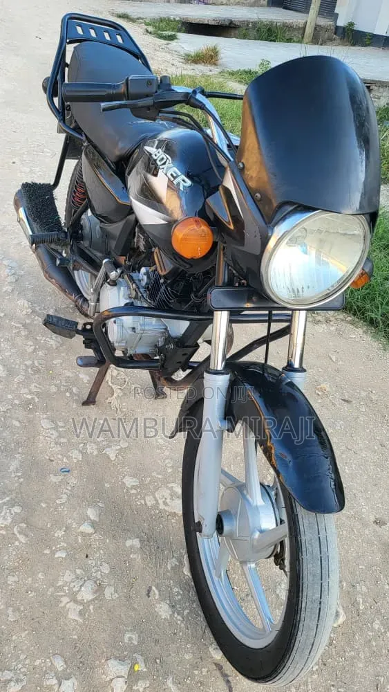 Bajaj Boxer 125 2025 Black