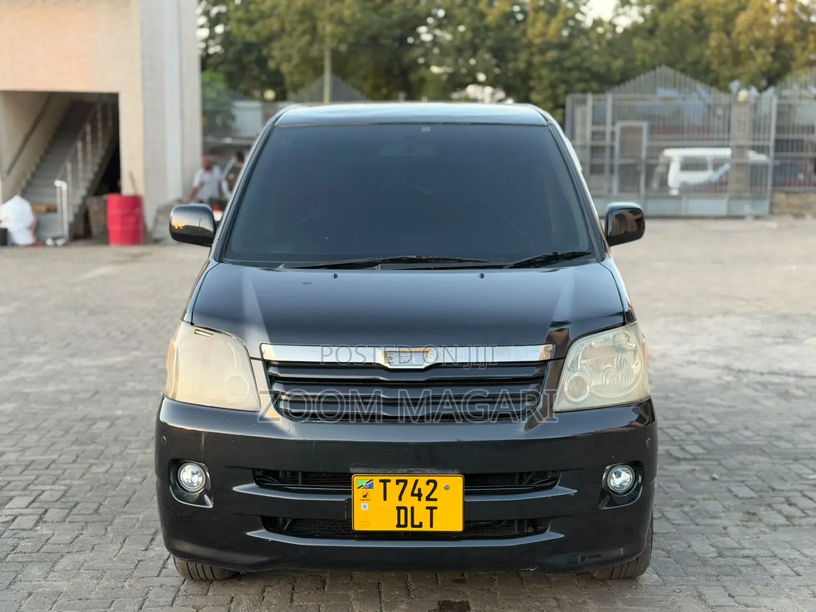 Toyota Noah 2006 Black