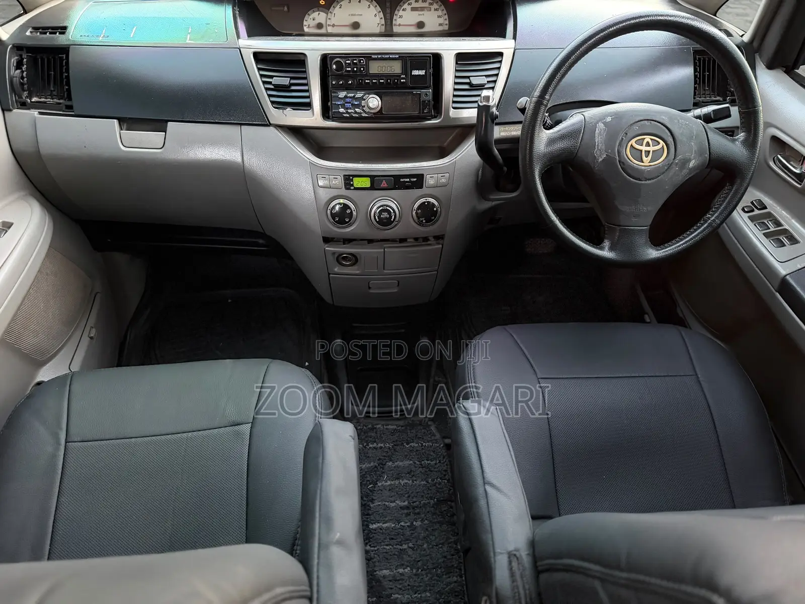 Toyota Noah 2006 Black