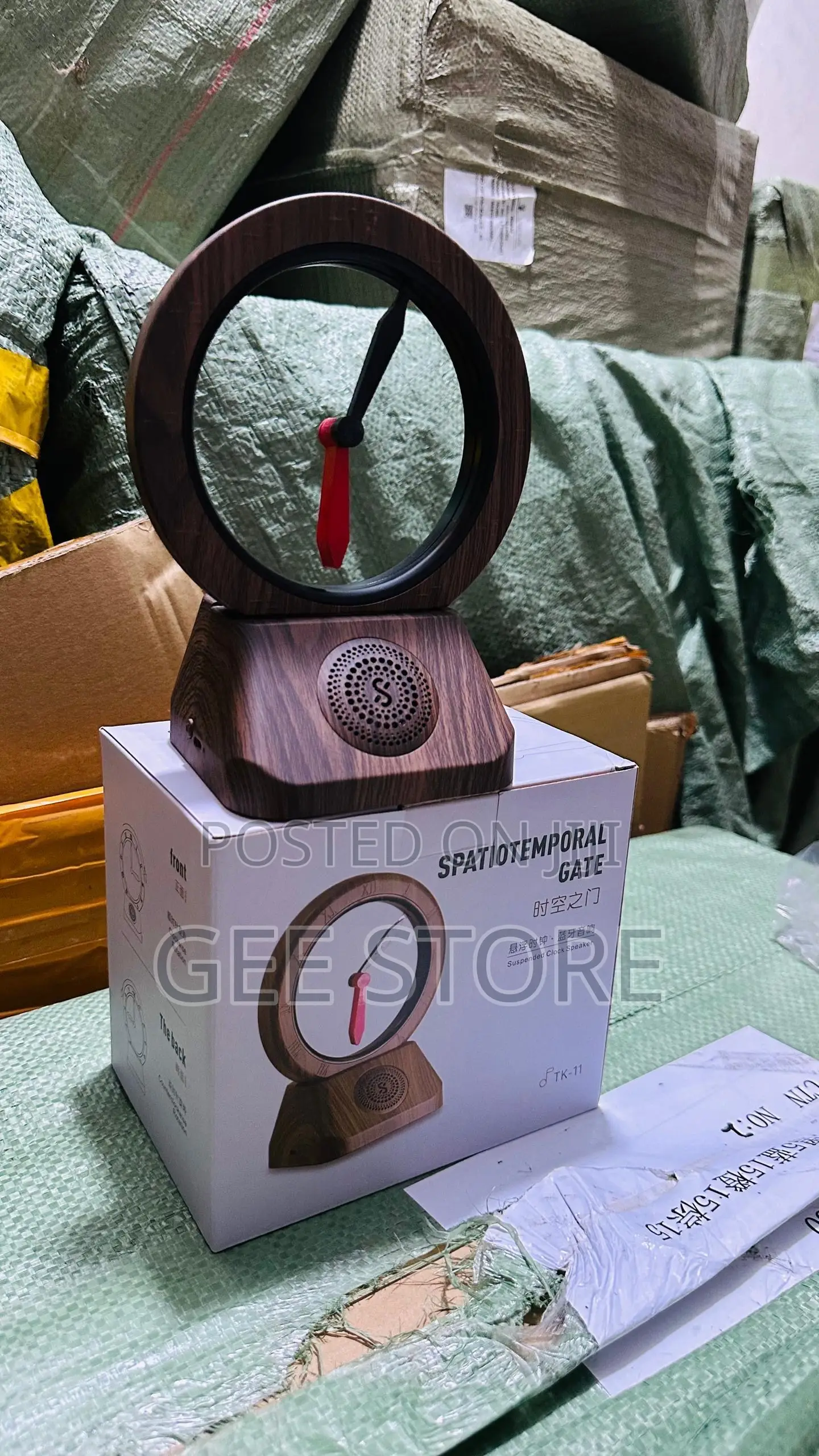 Spatiotemporal Gate Reverse Clock