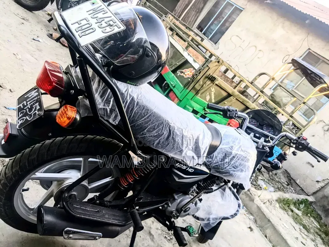 Bajaj Boxer 125 2026 Black